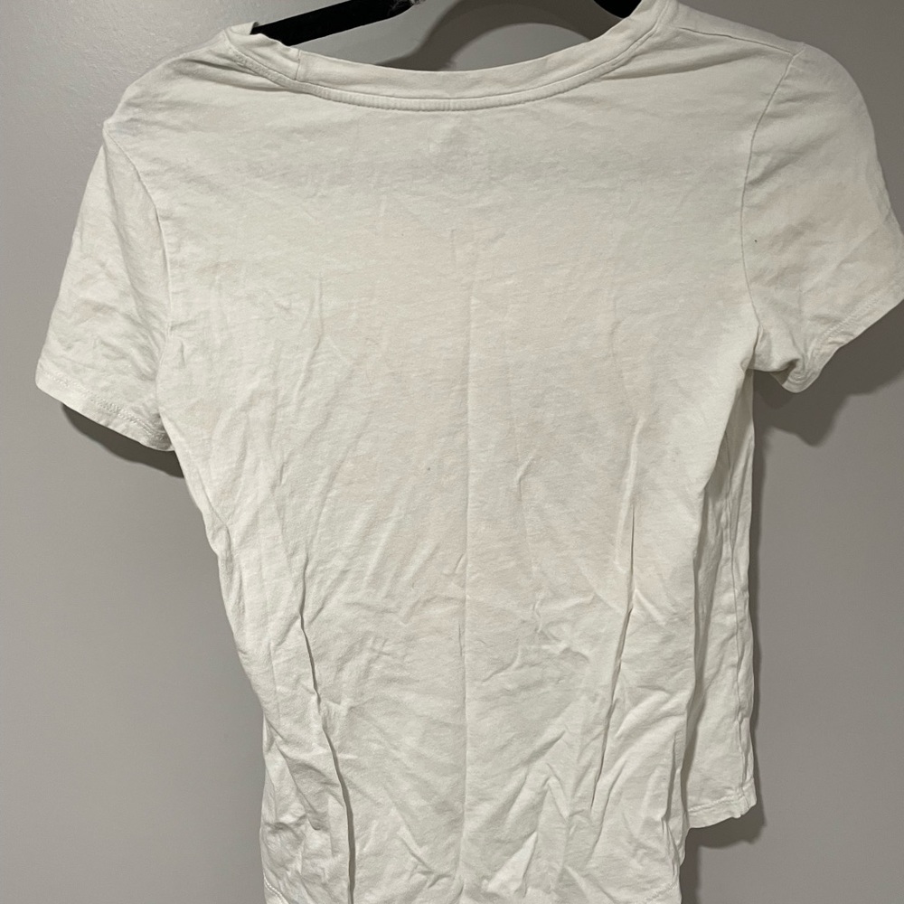 Old Navy Tee - Picture 4 of 5
